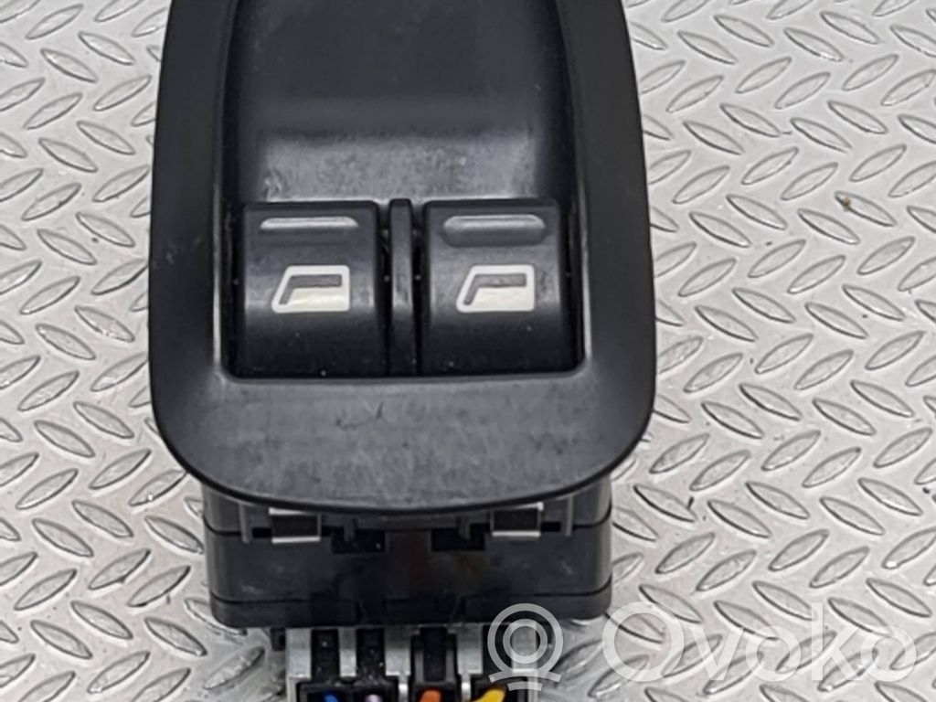 Peugeot 206 Electric window control switch 
