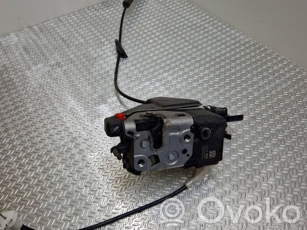 Peugeot Partner Front door lock 