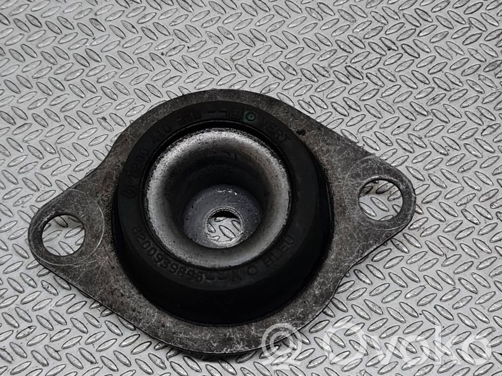 Engine mount bracket   8200939896