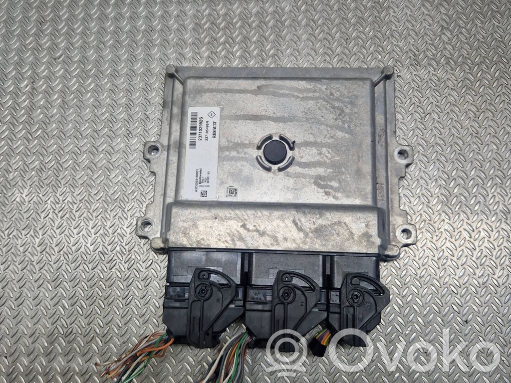 Renault Clio IV Engine control unit/module 