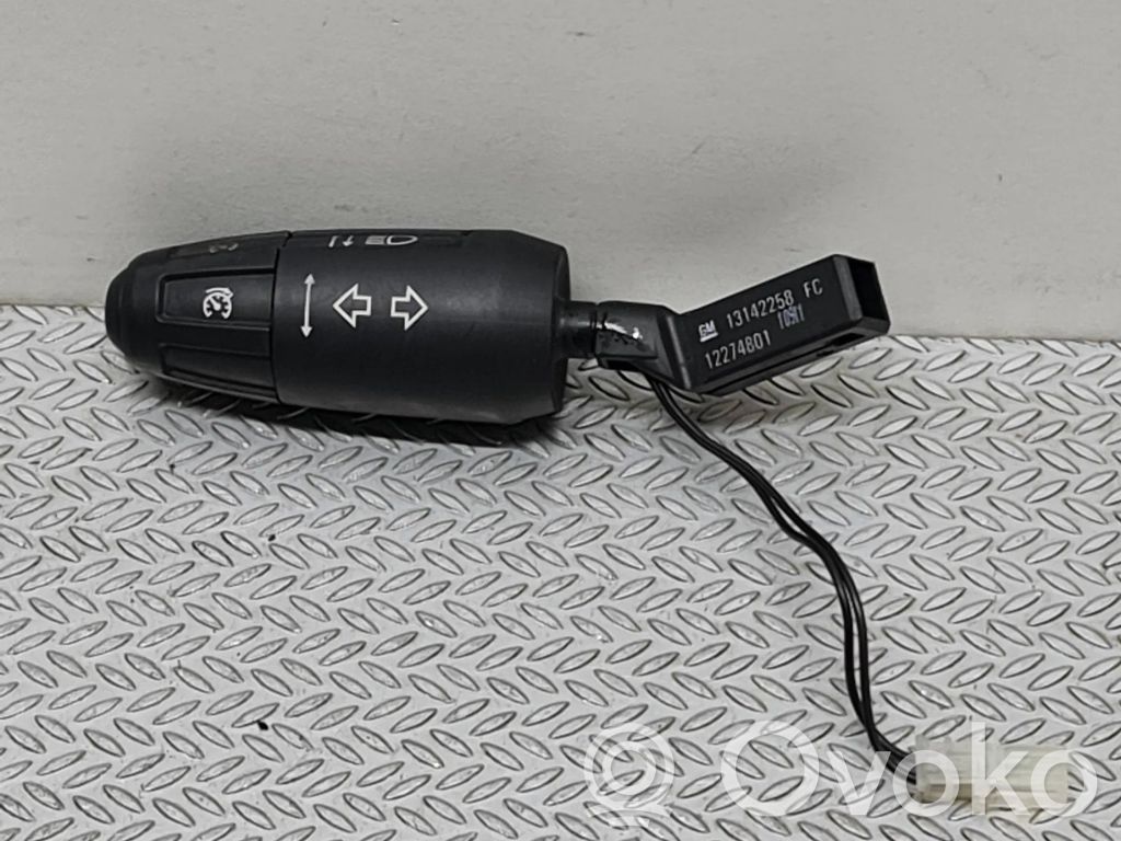 Opel Corsa D Commodo de clignotant 