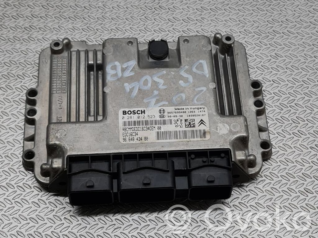 Peugeot 207 Engine control unit/module 