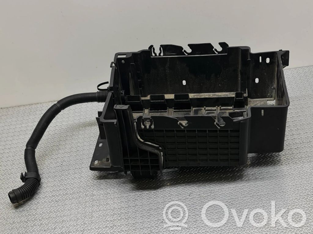Citroen C3 Akumulatora kaste 