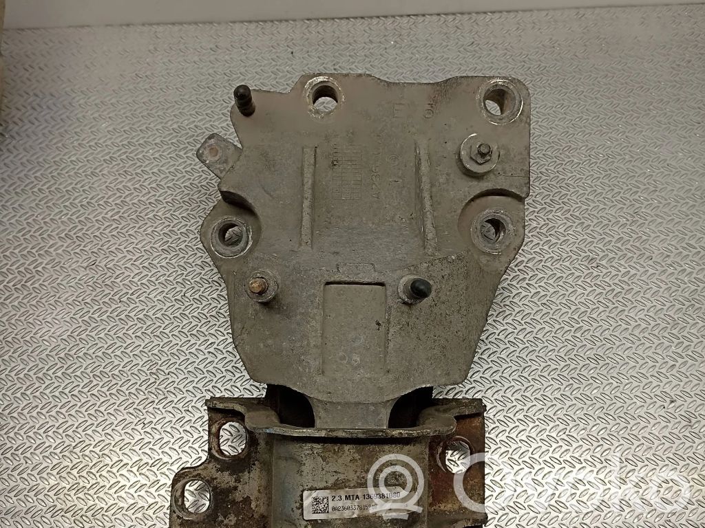 Fiat Ducato Engine mounting bracket 