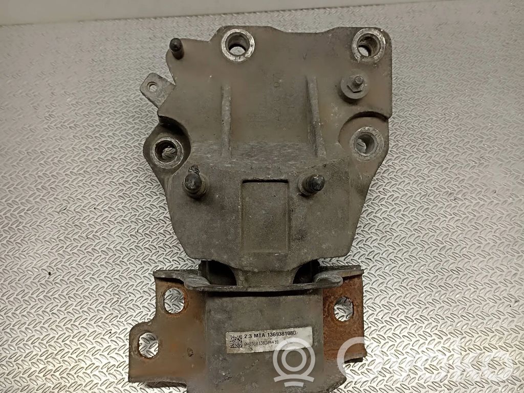 Fiat Ducato Engine mounting bracket 