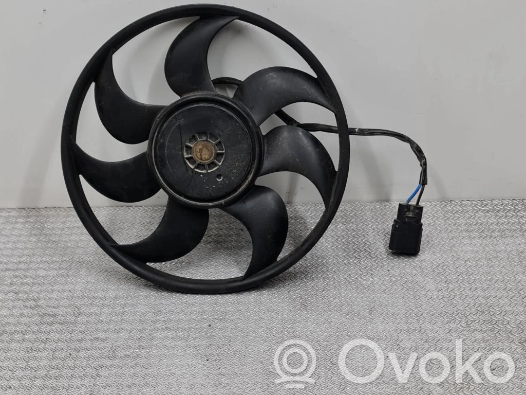 Elektryczny wentylator chłodnicy   GK318C607AB,0130308505