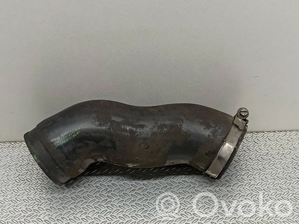 BMW 5 E39 Intercooler hose/pipe 