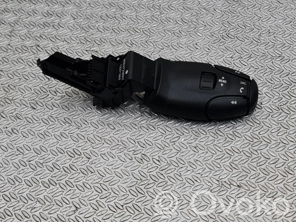 Peugeot 3008 I Multifunctional control switch/knob 
