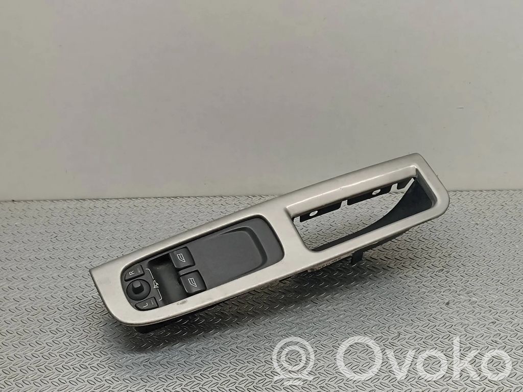 Volvo C30 Electric window control switch 