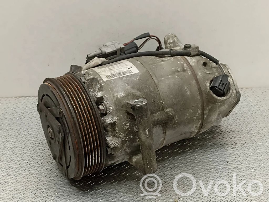 Kompresor / Sprężarka klimatyzacji A/C   926001243R,6042582511,Z0017502D