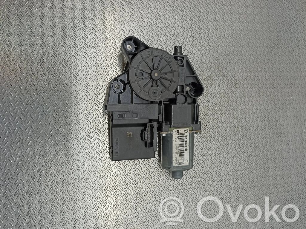 Renault Megane III Silnik regulatora szyby drzwi przednich 