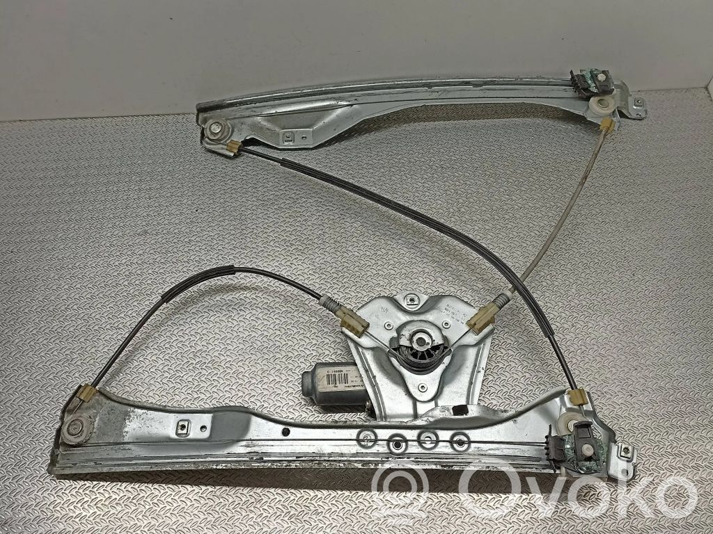 Renault Clio III Sliding door window regulator with motor 