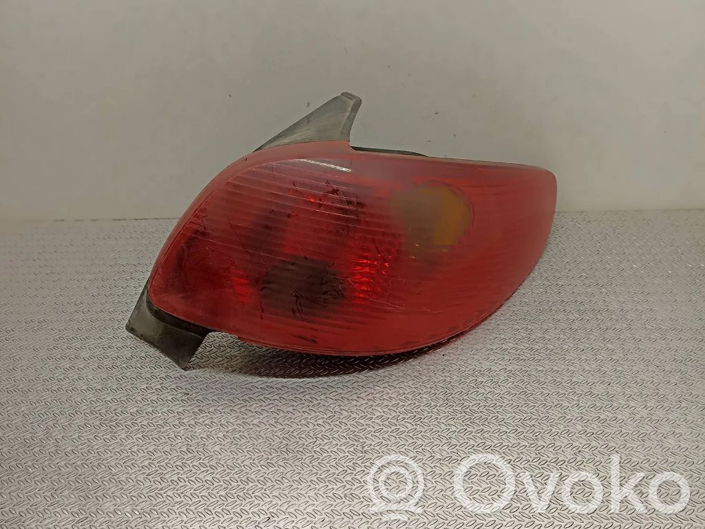 Peugeot 206 Rear/tail lights 