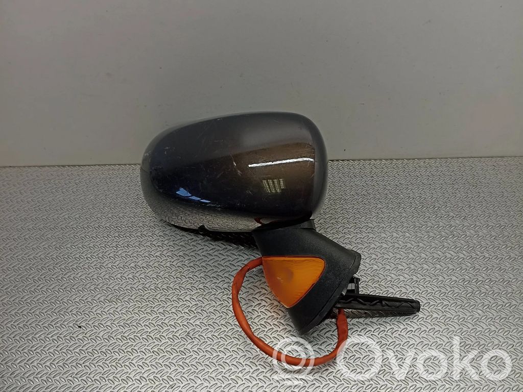 Renault Modus Front door electric wing mirror 