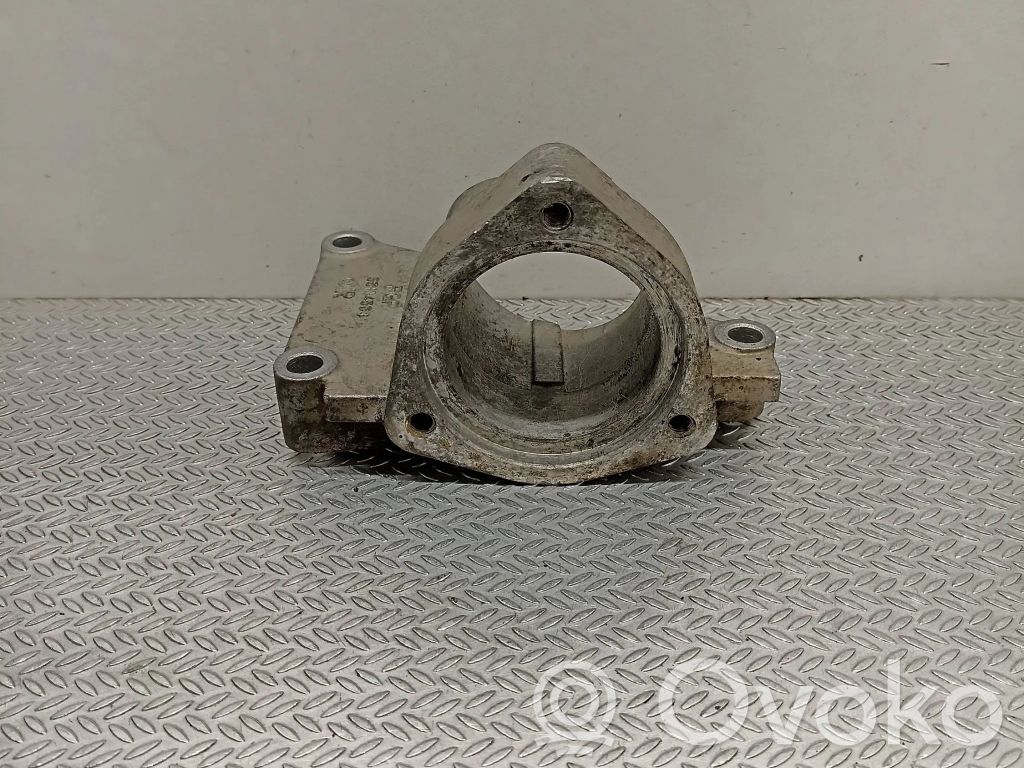 Saab 9-3 Ver2 Pusass sakabes gultņa stiprinājums 