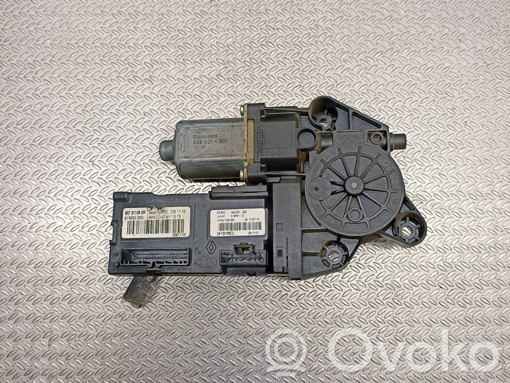 Renault Megane III Silnik regulatora szyby drzwi przednich 