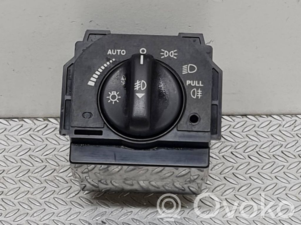 Jaguar S-Type Light switch 