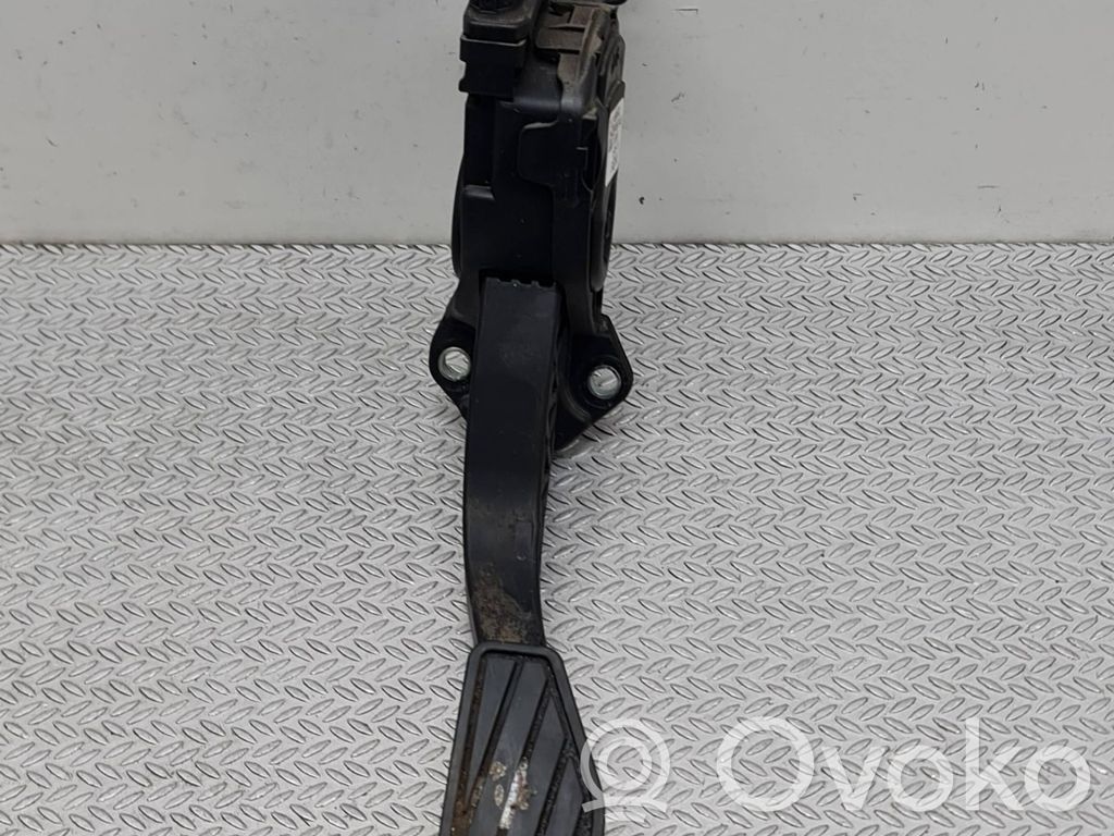 Suzuki Grand Vitara II Accelerator throttle pedal 
