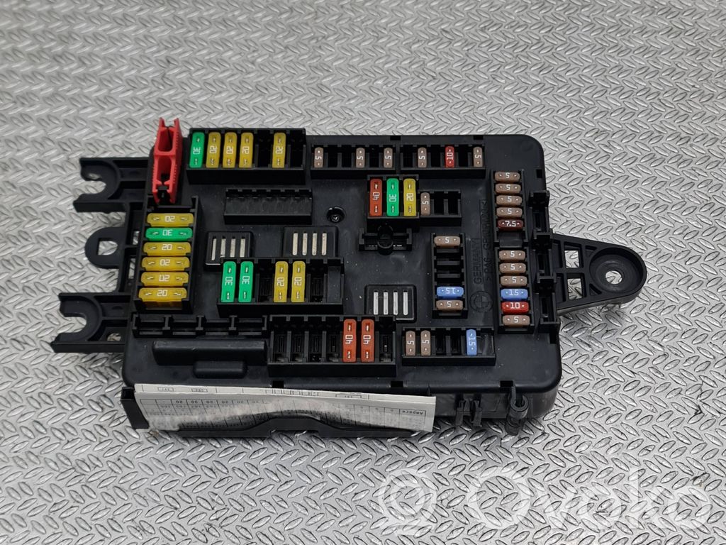 BMW 3 F30 F35 F31 Ramka / Moduł bezpieczników 