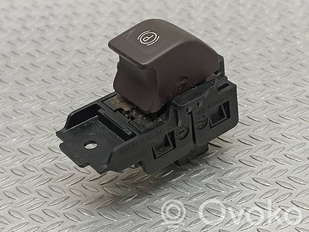 Opel Insignia A Hand parking brake switch 