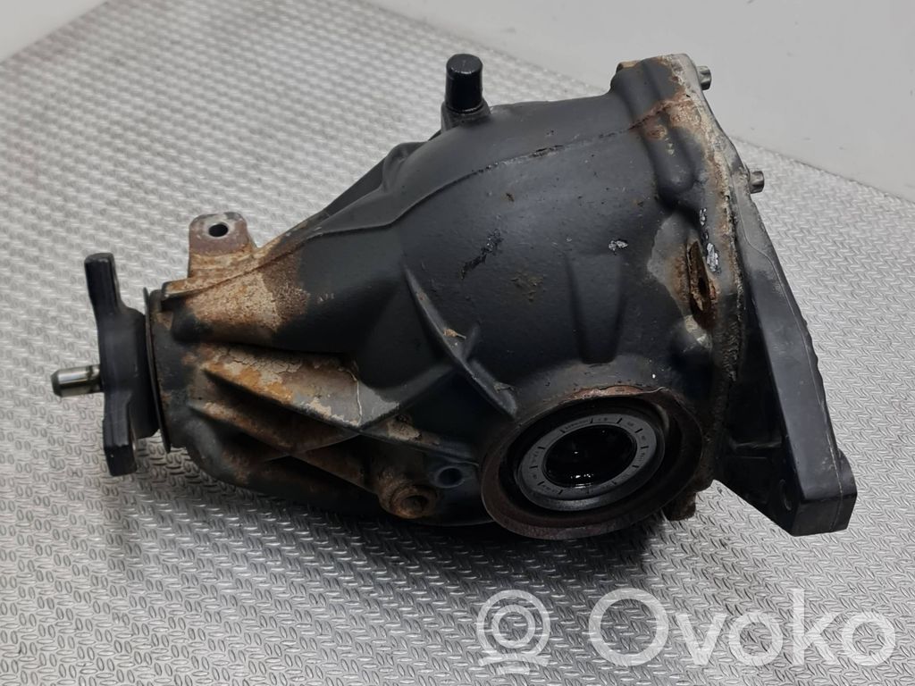 Mercedes-Benz C W203 Tylny mechanizm różnicowy 