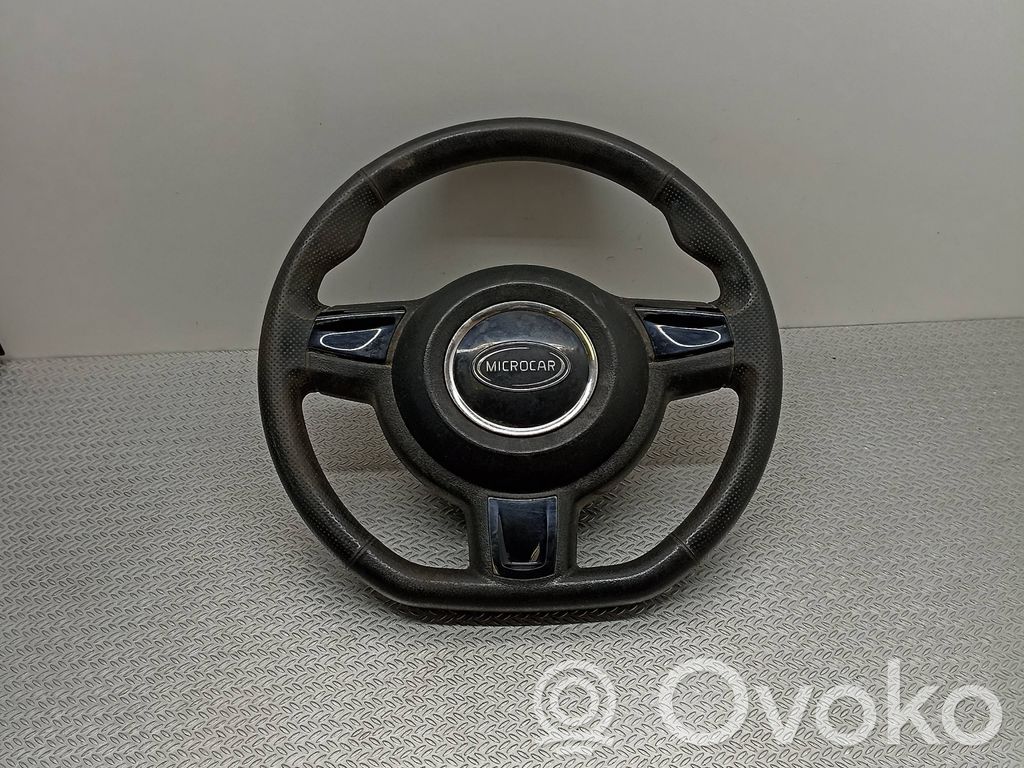 Steering wheel   1401095