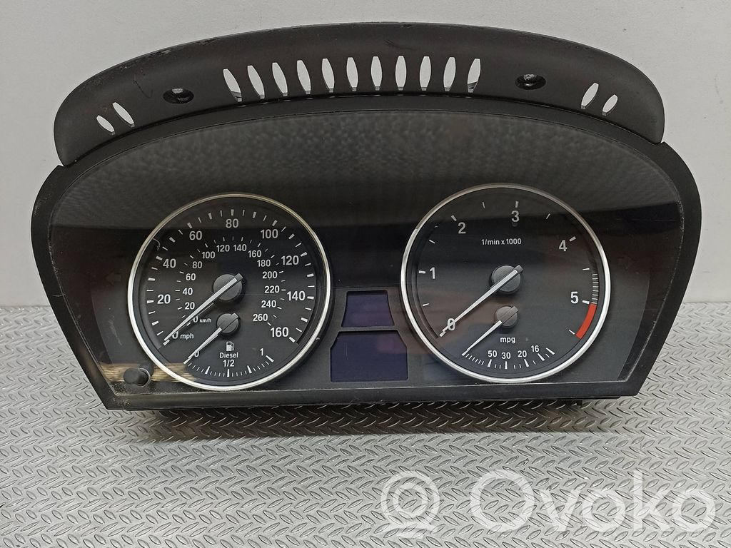 Speedometer (instrument cluster)   A2C53299548,986349940