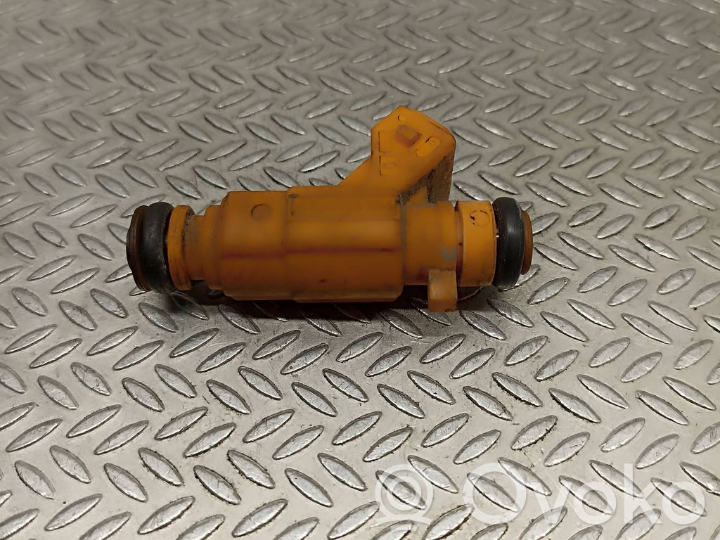 Citroen C5 Fuel injector 