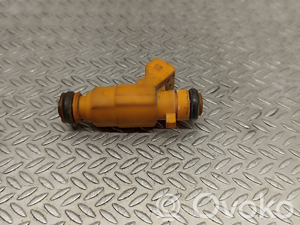 Citroen C5 Fuel injector 