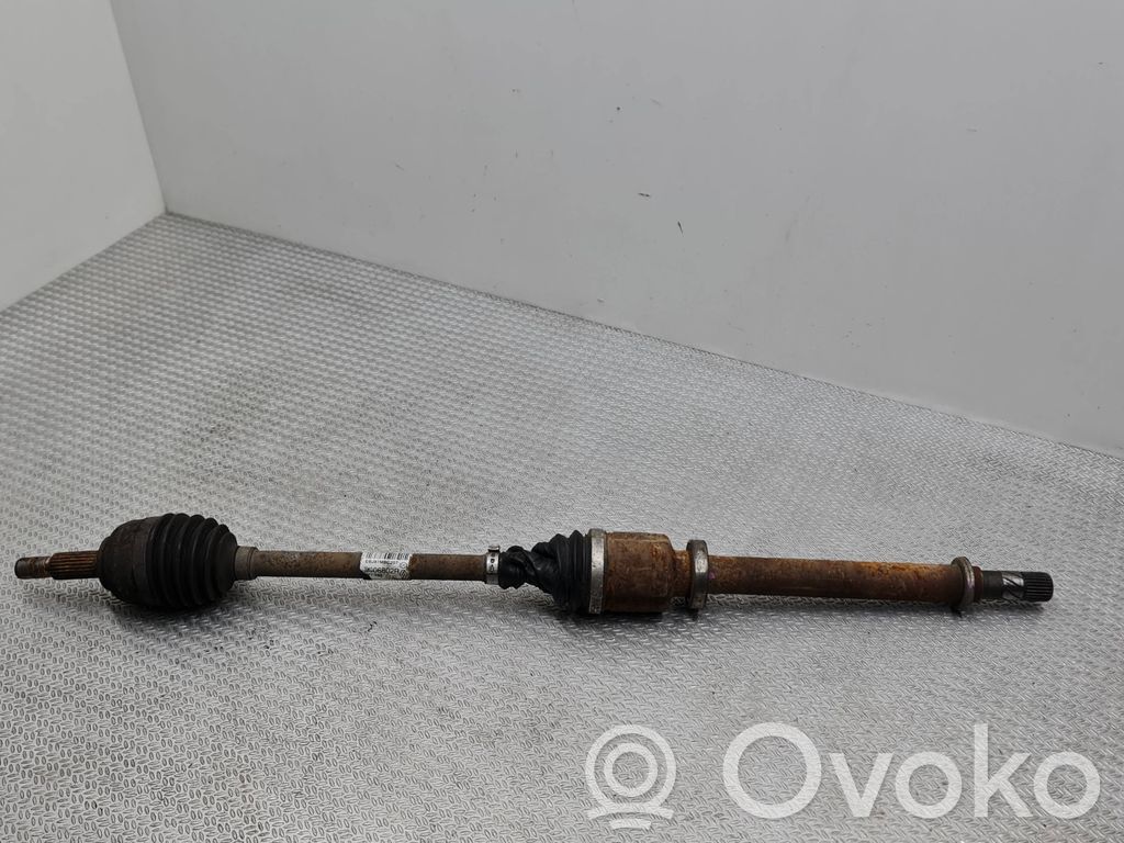 Renault Clio III Front driveshaft 