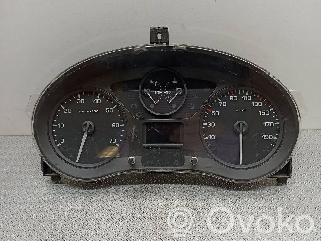Peugeot Partner Speedometer (instrument cluster) 