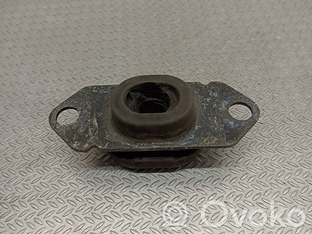 Renault Clio III Engine mount bracket 