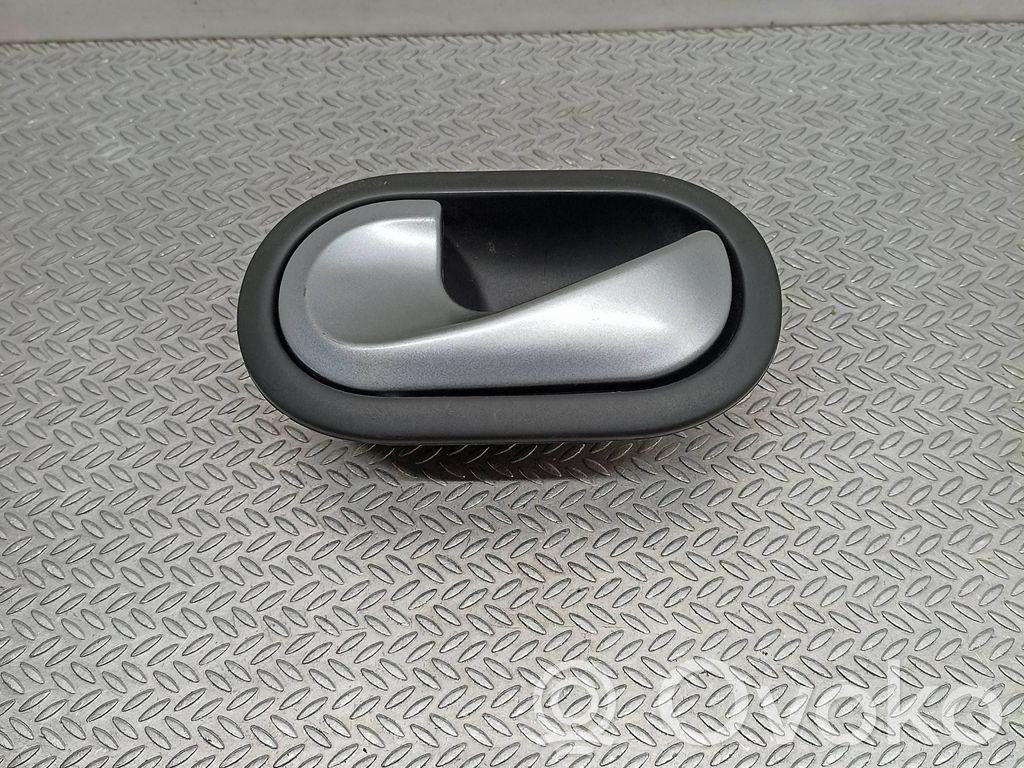 Renault Clio III Front door interior handle 