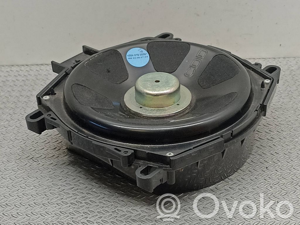BMW X5 E70 Subwoofer 