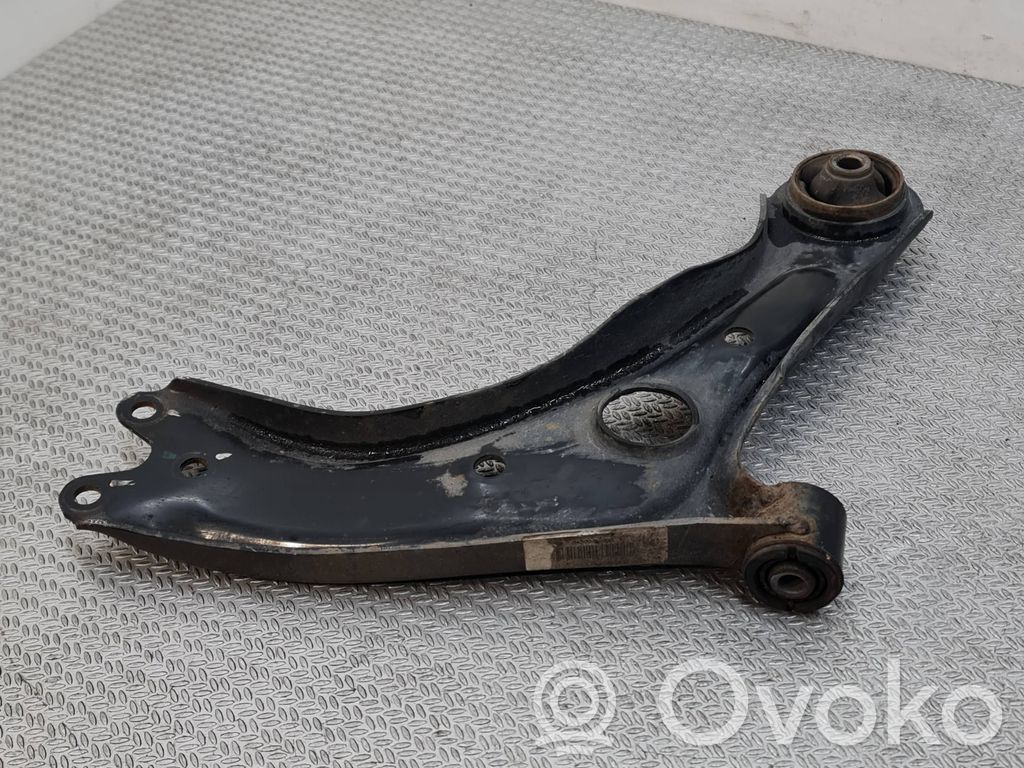 KIA Sportage Braccio di controllo sospensione anteriore inferiore/braccio oscillante 