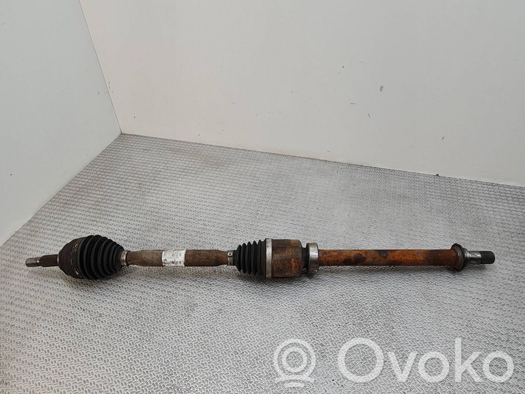 Renault Clio IV Eje de transmisión delantero 