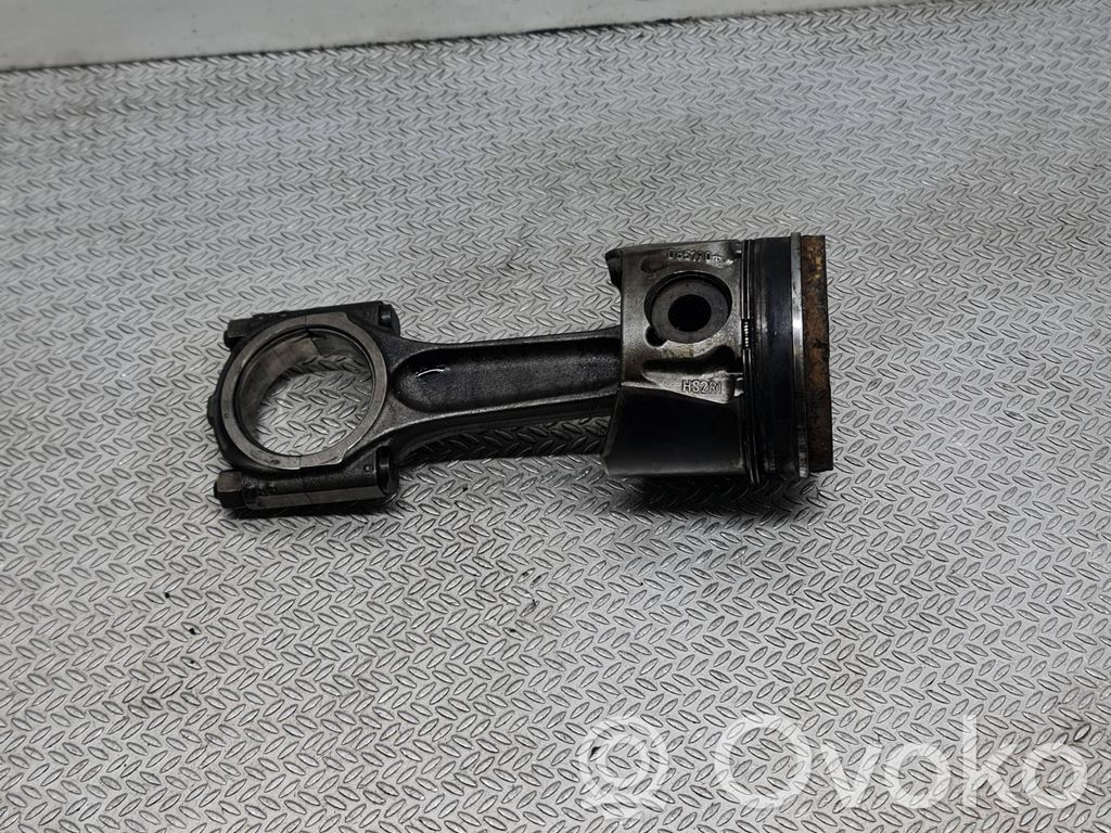 Peugeot 407 Pistón con biela 
