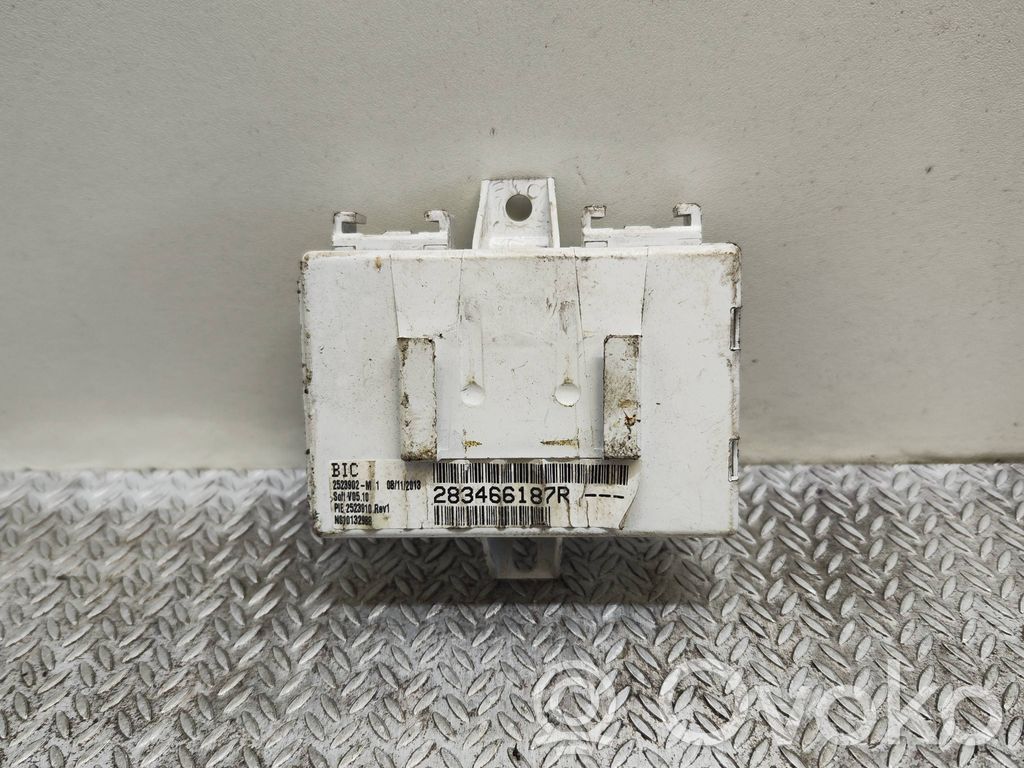 GPS navigation control unit/module   2523902,08112013,283466187R