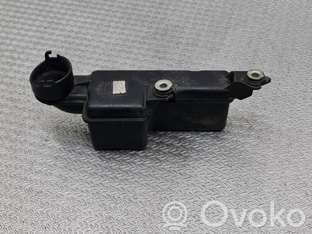 Nissan Qashqai Rezonator / Dolot powietrza 