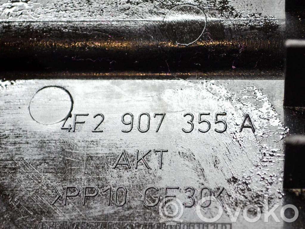 Audi A6 S6 C6 4F Inne części komory silnika 