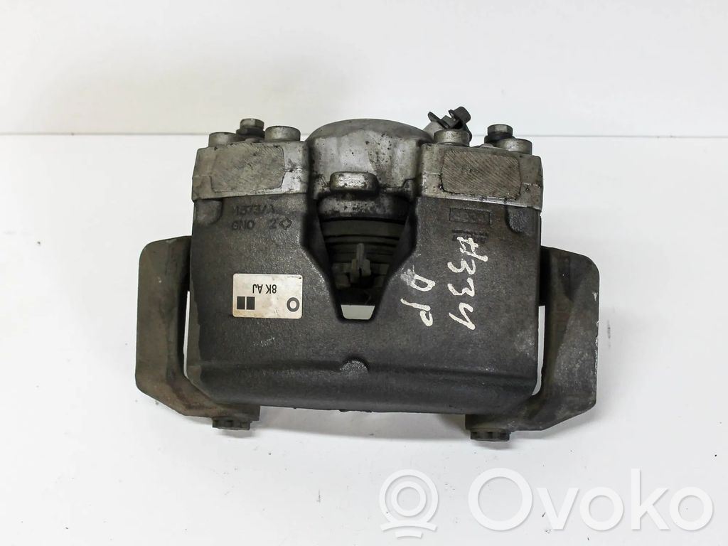 Audi A4 S4 B8 8K Etujarrusatula 