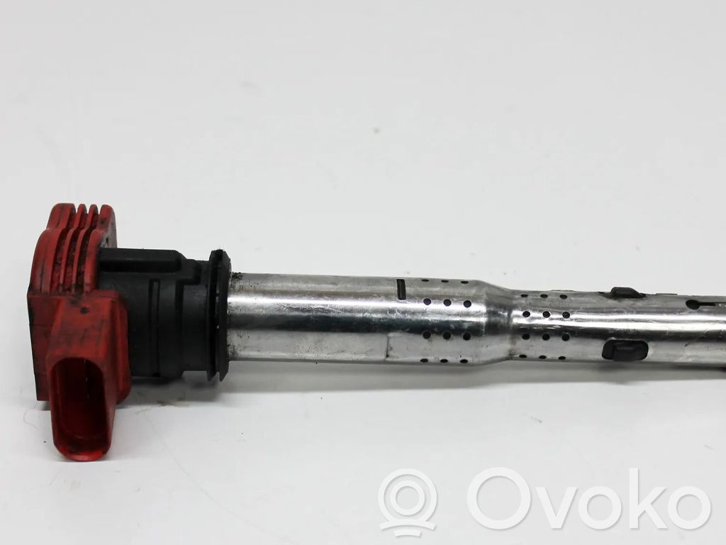 Audi A4 S4 B6 8E 8H Suurjännitesytytyskela 