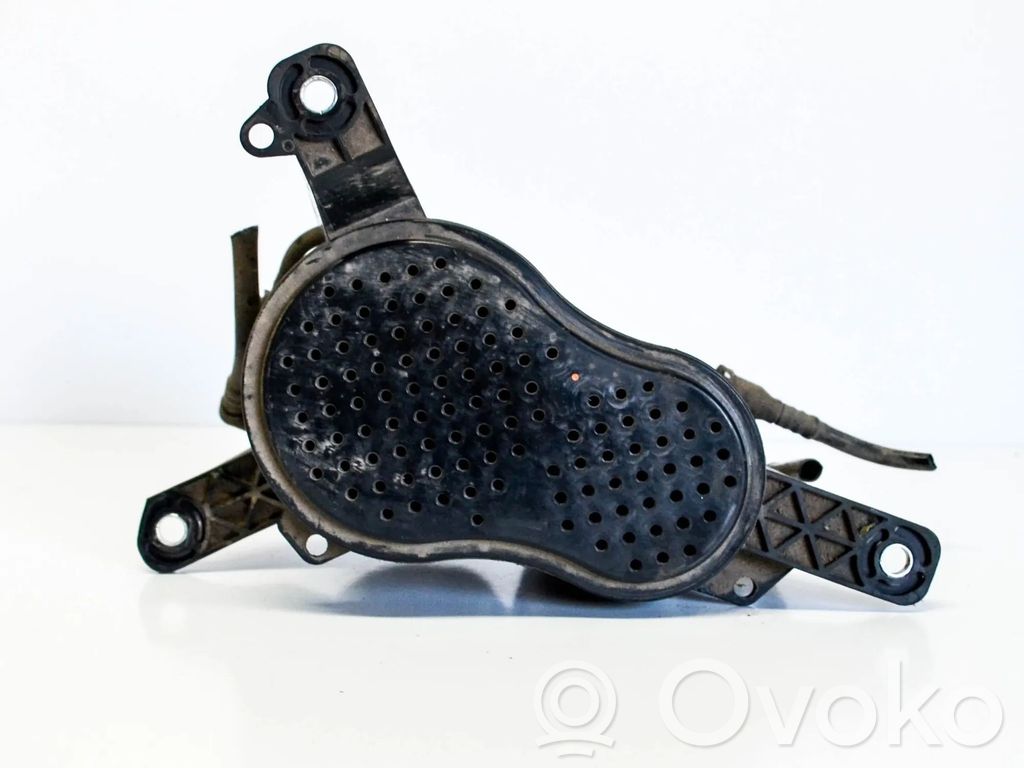 Audi A4 S4 B8 8K Filtr paliwa 