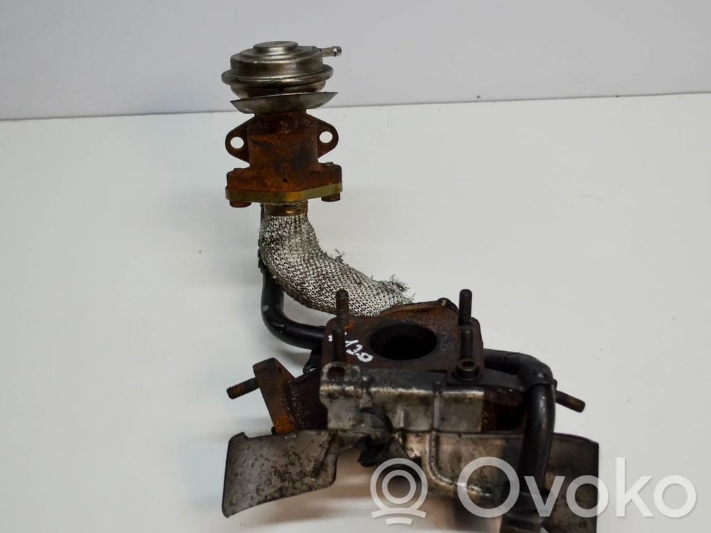 Audi A4 S4 B7 8E 8H Other engine bay part 