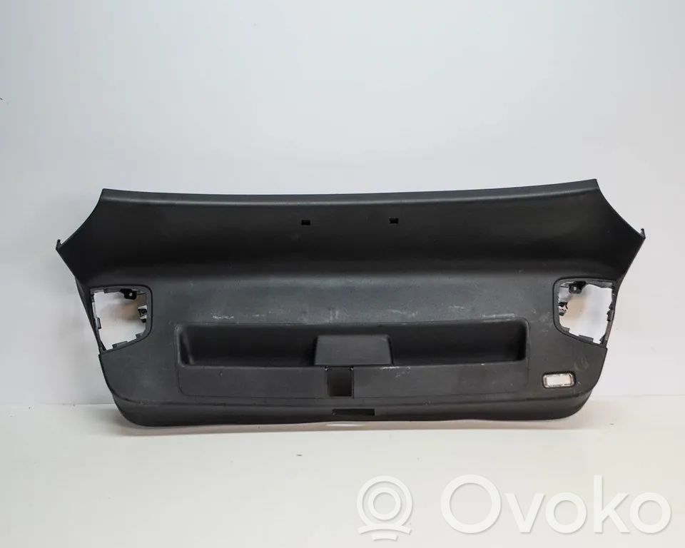 Audi A5 Sportback 8TA Tailgate trim 