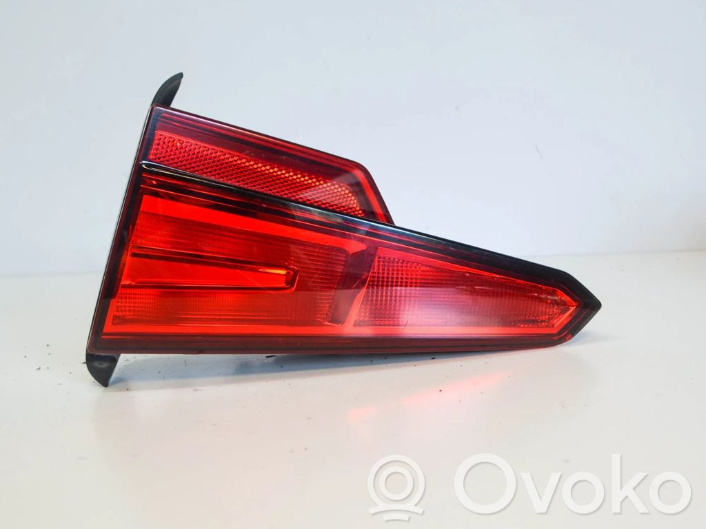 Audi A4 S4 B9 8W Takaluukun takavalot 