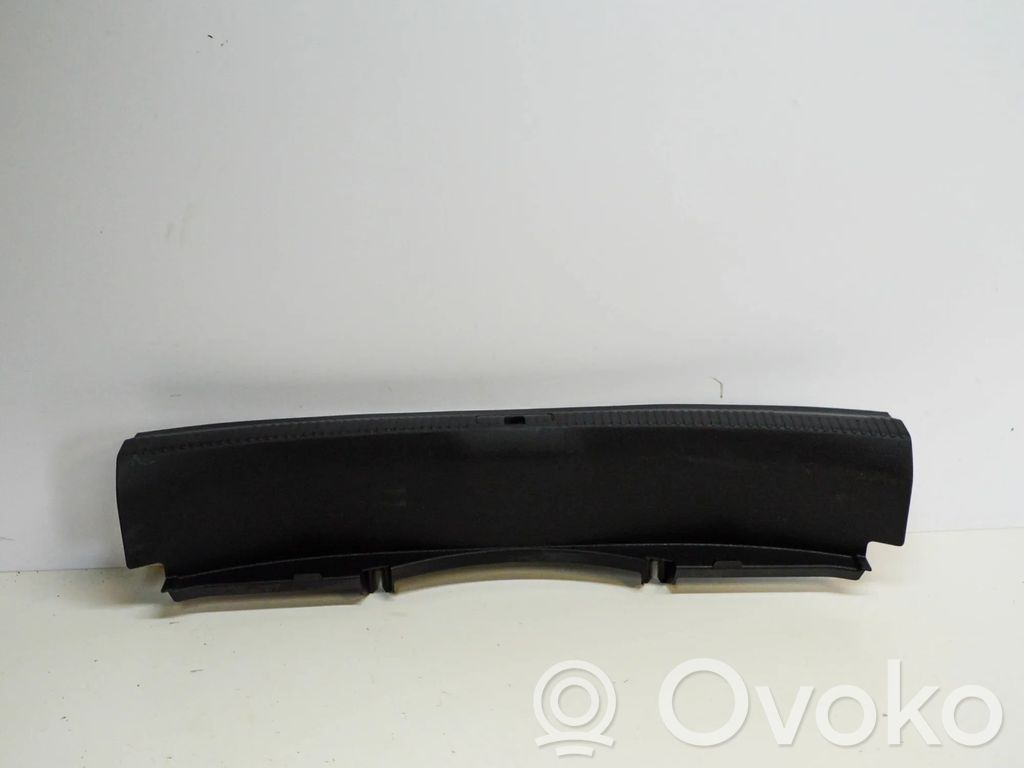 Audi A4 S4 B9 8W Tavaratilan kynnyksen suoja 