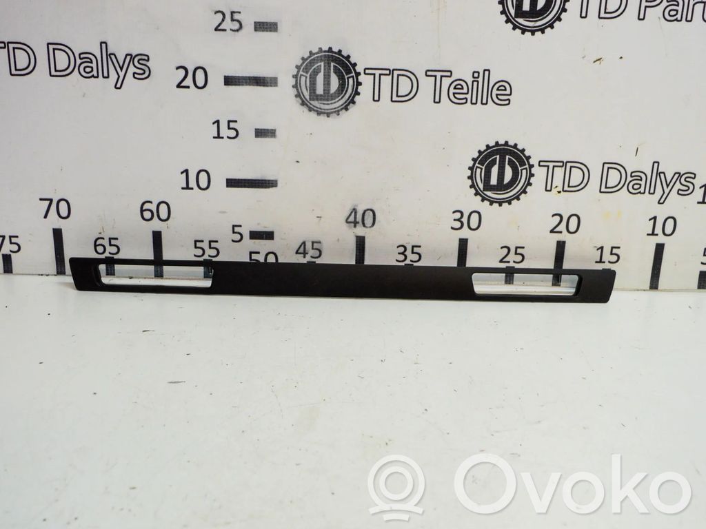 BMW 3 E90 E91 Dashboard glove box trim 