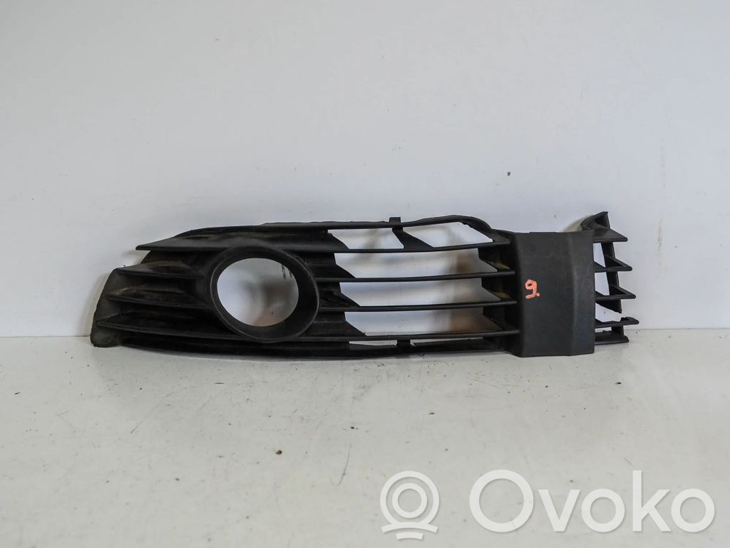 Volkswagen PASSAT B6 Atrapa chłodnicy / Grill 