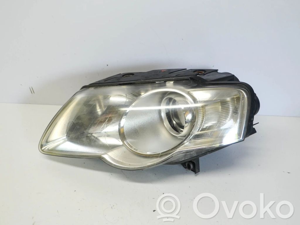 Volkswagen PASSAT B6 Lampa przednia 